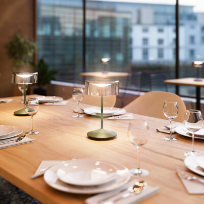 Die Perfekte Akkuleuchte für den Gastronomiebetrieb - Eindruckvolle Akku Tischleuchte für Gastro- und Hotelbetriebe
